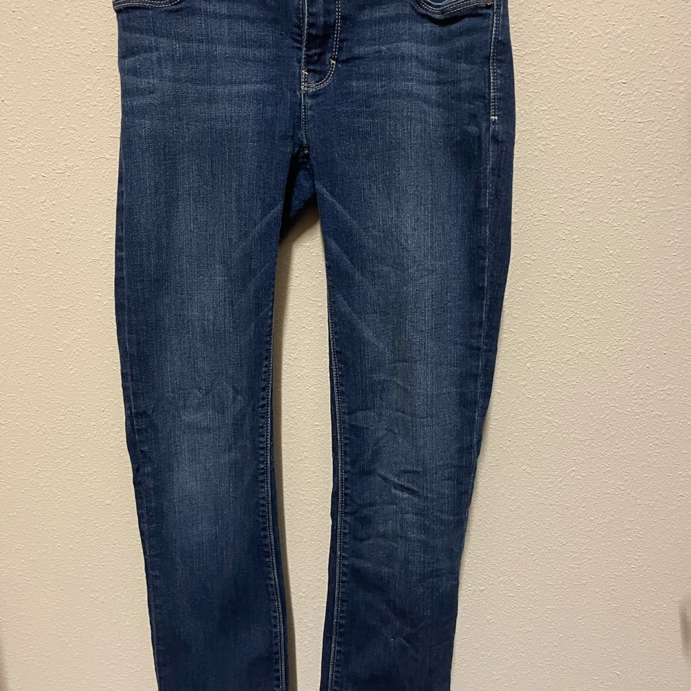White House Black Market crop leg jeans